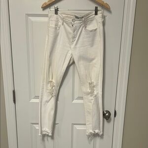 Just Black Women's White Distressed Skinny Jeans